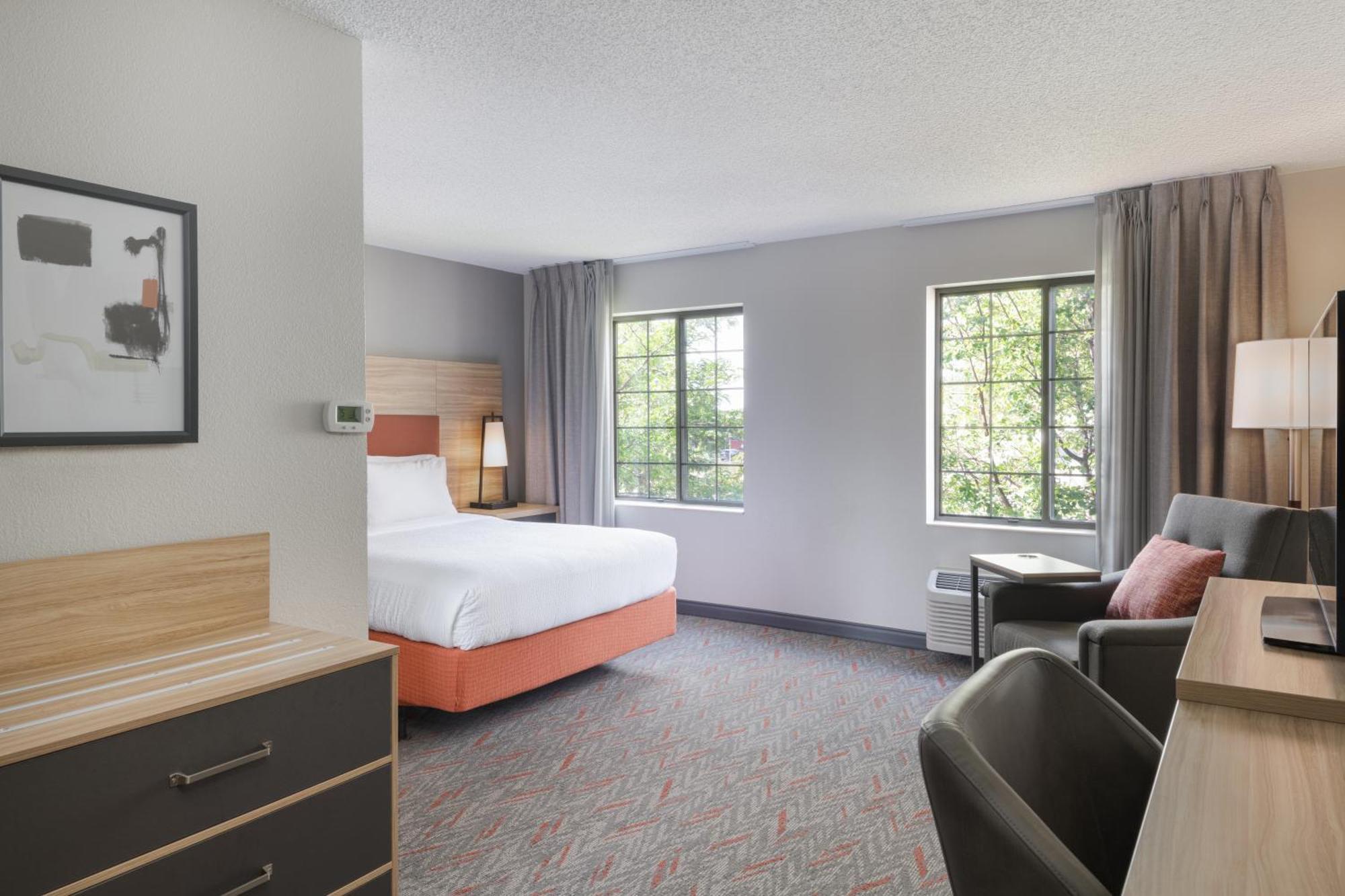 Candlewood Suites Eagan - Mall Of America Area By Ihg Exterior photo