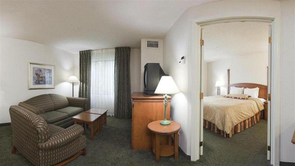 Candlewood Suites Eagan - Mall Of America Area By Ihg Exterior photo